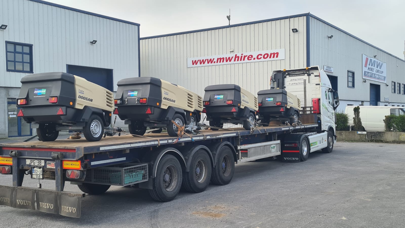 Package of Doosan Compressors sold to UK Customer